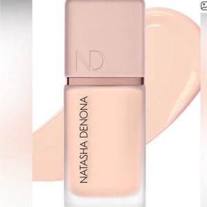 Natasha Denona Hy Glam Foundation- Shade RN 2.5
Make up/ Luxury
New in Box